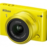Nikon 1 S2 - ve žlutém provedení