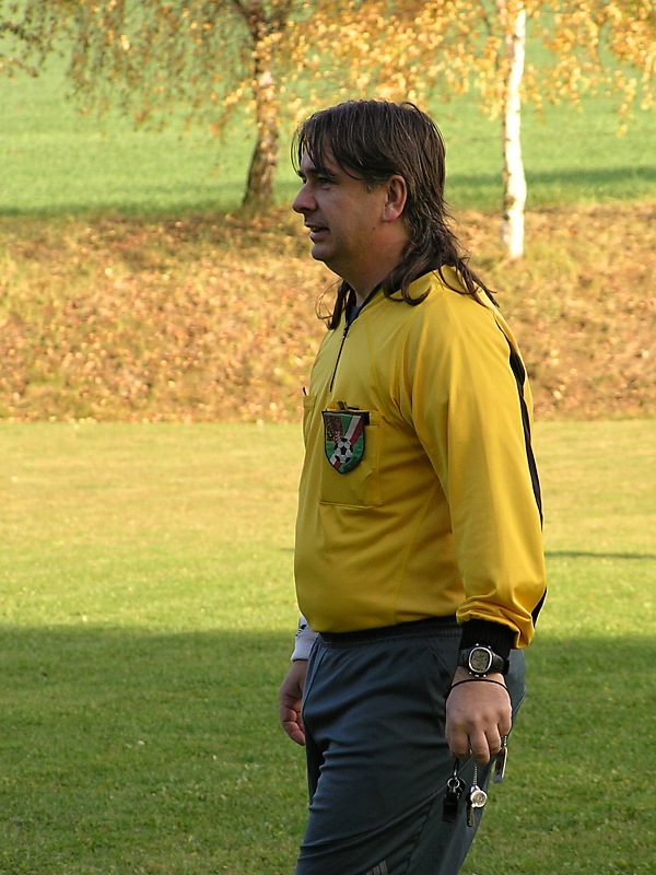Geocacher Sasik1 as referee