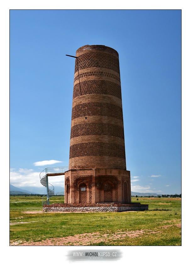 Věž Burana