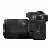 Canon EOS 80D - levá strana fotoaparátu