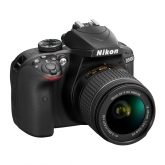 Nikon D3400 - čelní pohled