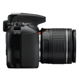 Nikon D3500 + AF-P 18-55mm VR - pravá strana