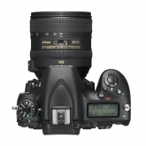 Nikon D750 - horní strana fotoaparátu